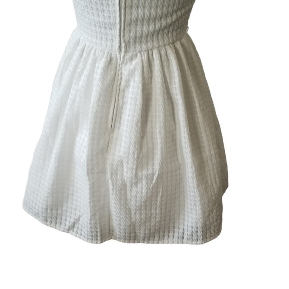 City Studio White Fit and Flare Sleeveless Dress size 7 - Picture 7 of 9